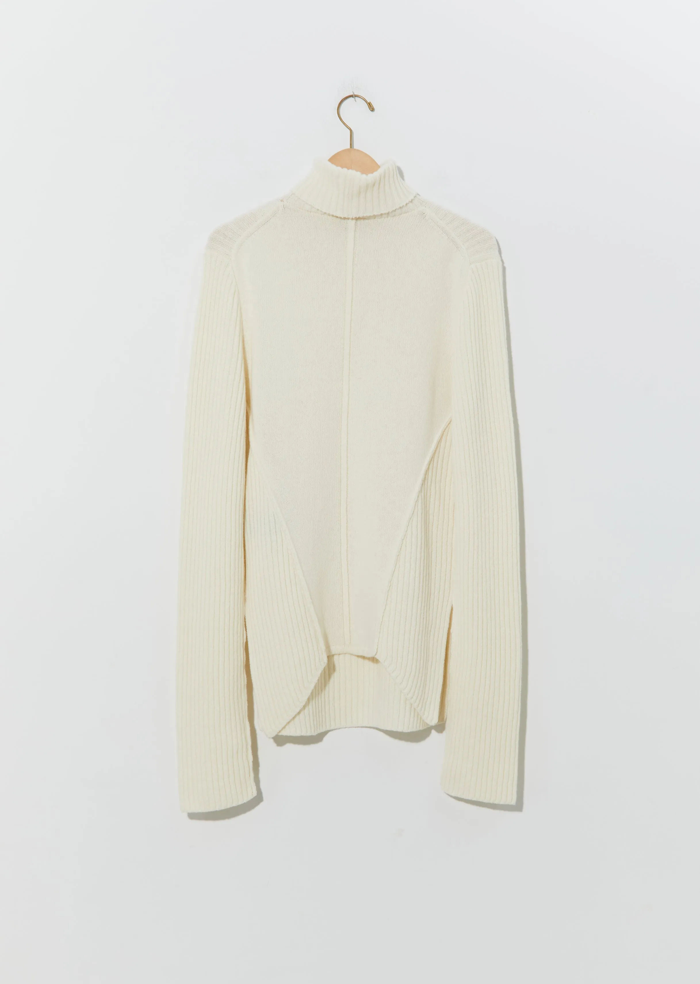 Irek Knitted Turtleneck — Ivory