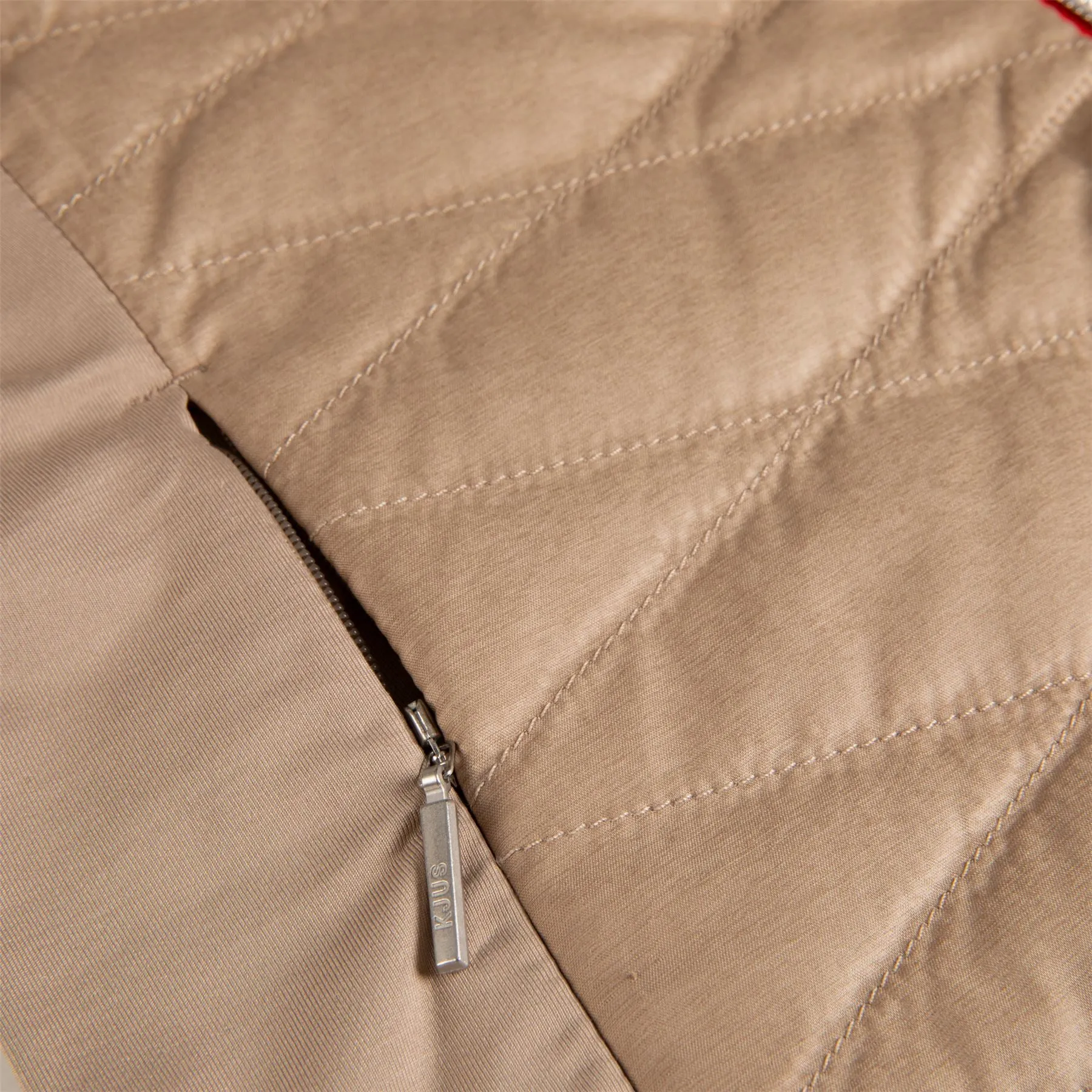 Womens Retention Hooded Jacket Almond - AW23